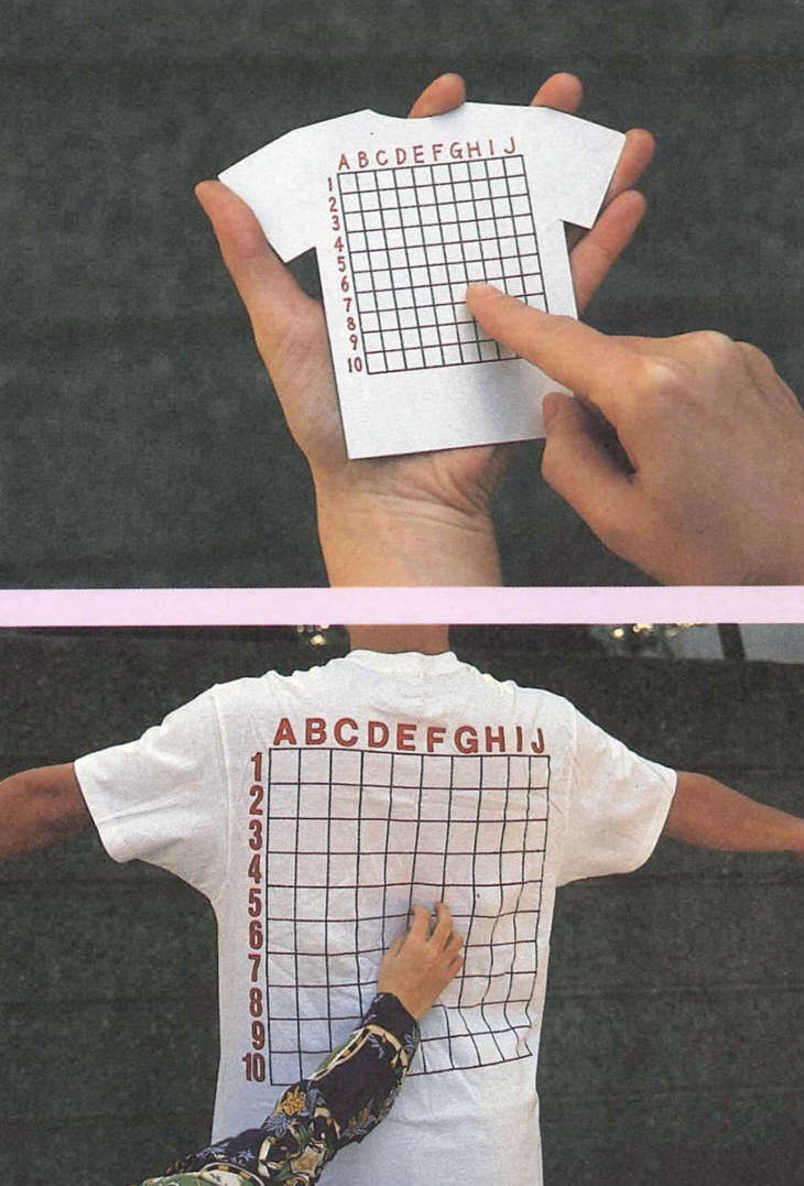 T-shirt with grid for scratching coordinates